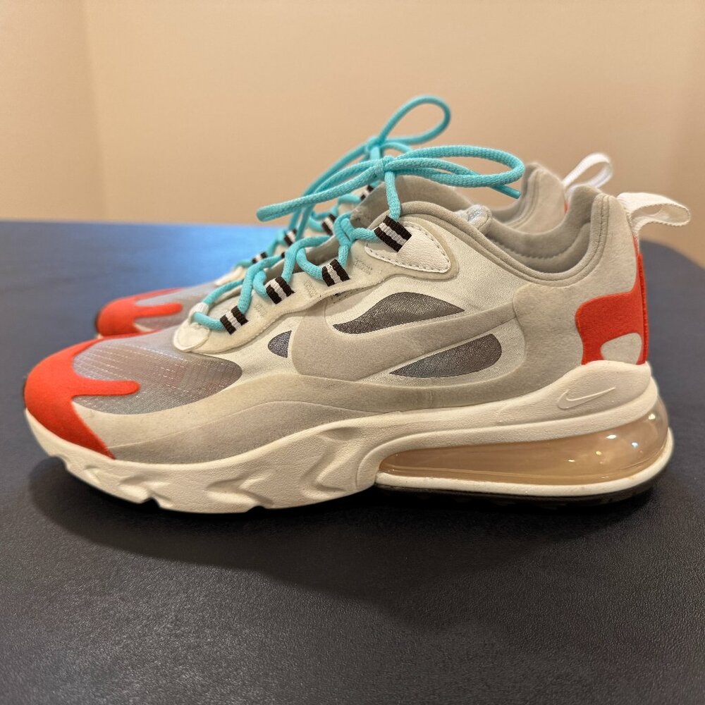 Nike Air Max 270 React "Light Beige/Chalk"